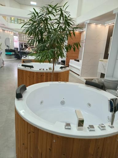 عکس کاشی و سرامیک نوید بنده مسئول 