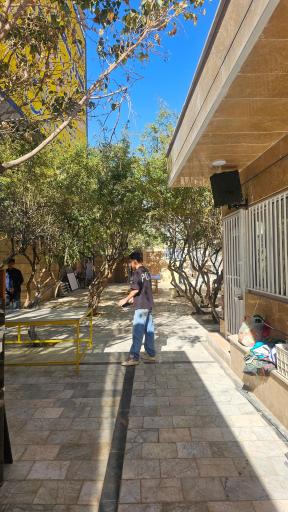 عکس هنرستان غیر دولتی فناوران