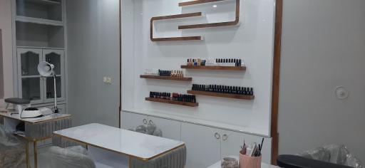 عکس سالن زیبایی چنور