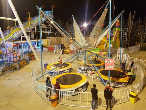 عکس شهربازی ابن سینا