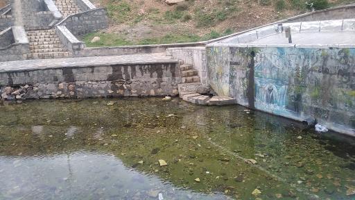 عکس چشمه ازناو