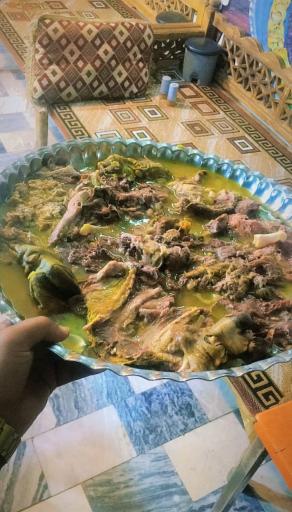 عکس رستوران قوچ طلایی