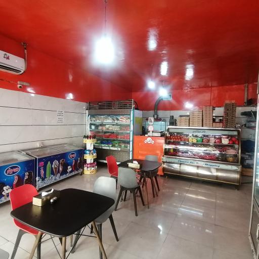 عکس شهر پروتئین و فست فود پاسارگاد