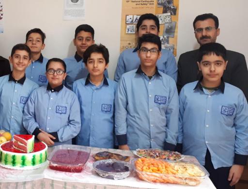 عکس دبیرستان غیردولتی پسرانه مولوی 