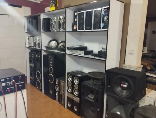 عکس تعمیرگاه سیستم صوتی ملودی