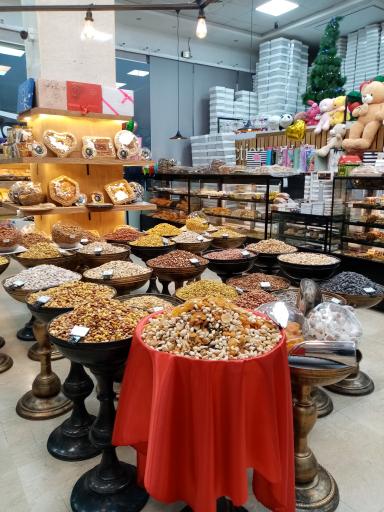 عکس نان و شیرینی تازه به تازه