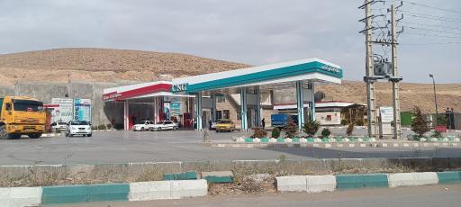 عکس جایگاه آذرمی (بنزین و سی ان جی)
