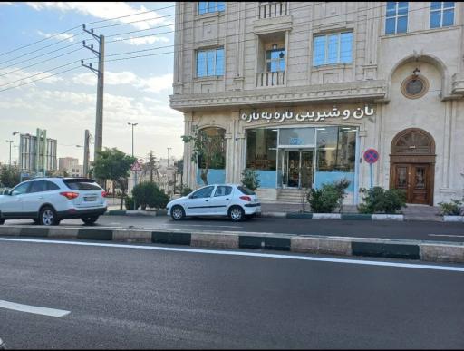 عکس نان و شیرینی تازه به تازه