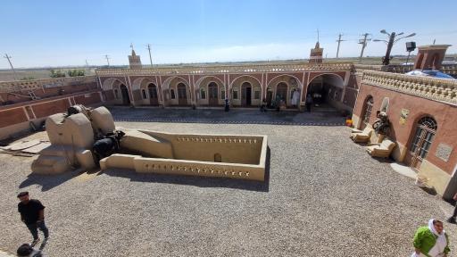 عکس گاو چاه سنتی