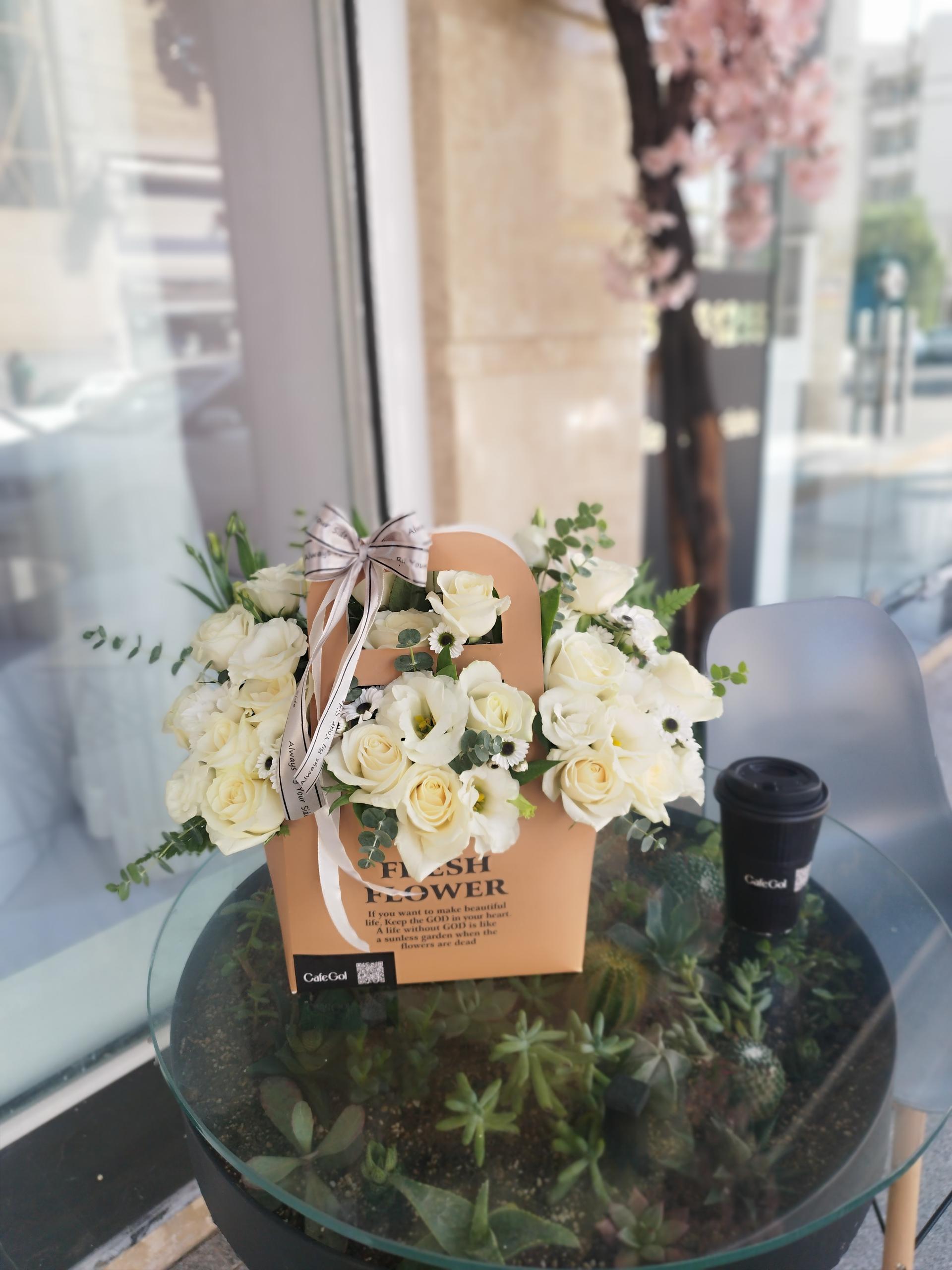 عکس کافه گل اهواز