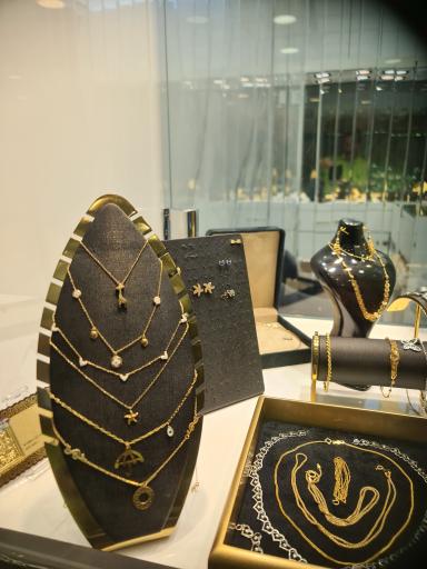 عکس گالری طلا و جواهر پانته‌آ 