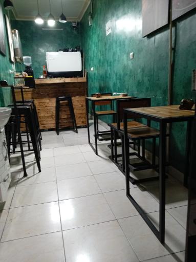 عکس کافه کلاسیک