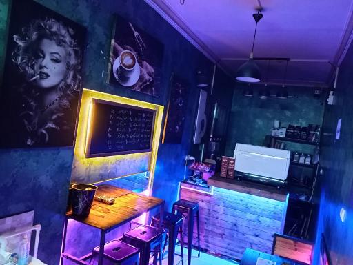 عکس کافه کلاسیک