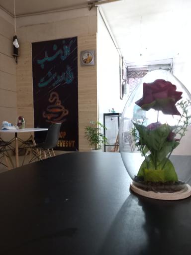 عکس کافی شاپ ۵ اردبهشت