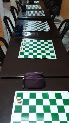 عکس گفتاردرمانی و کاردرمانی پرورش نوین