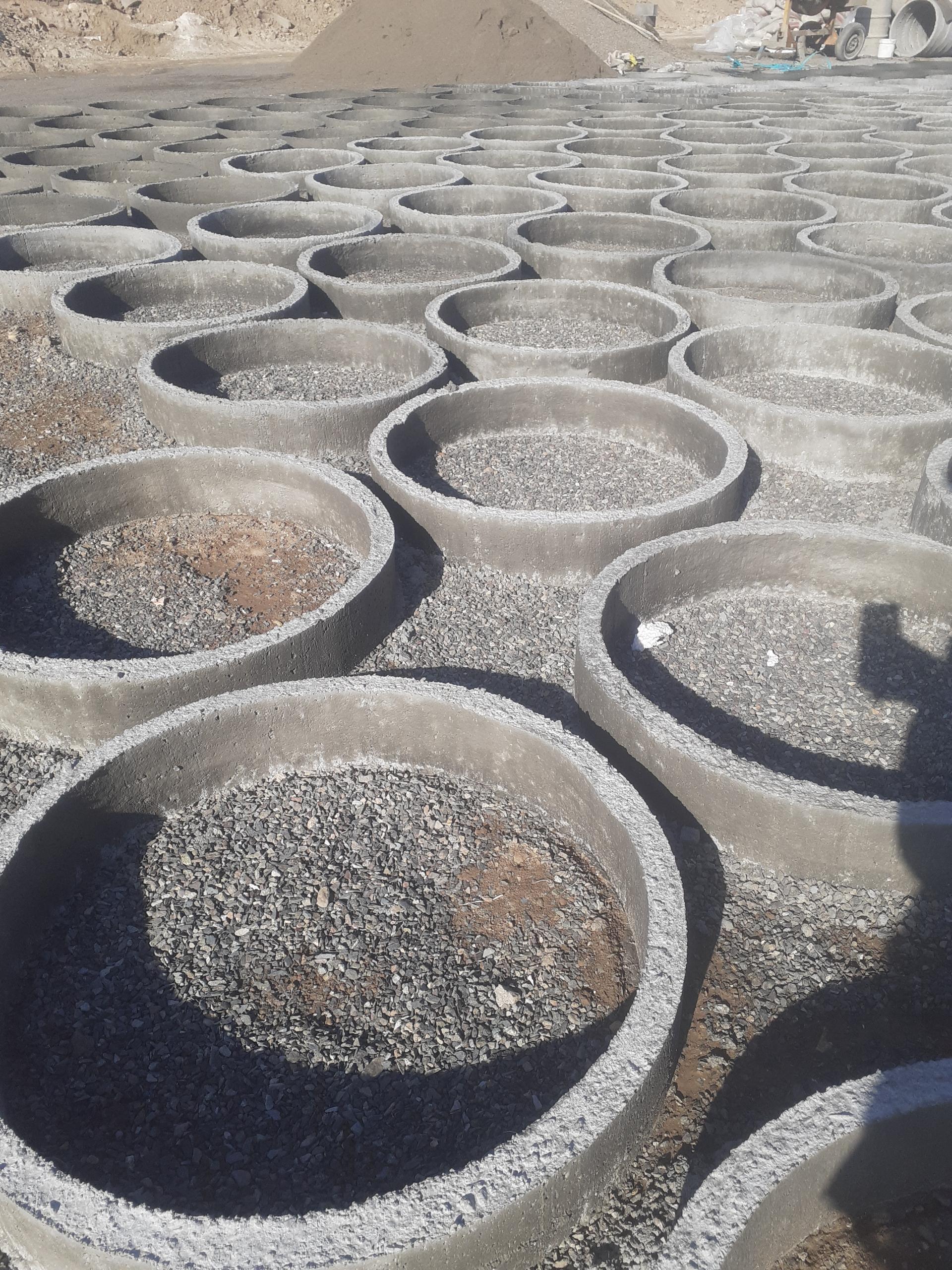 عکس آرک بتن کارگاه کول زنی و مصالح ساختمانی