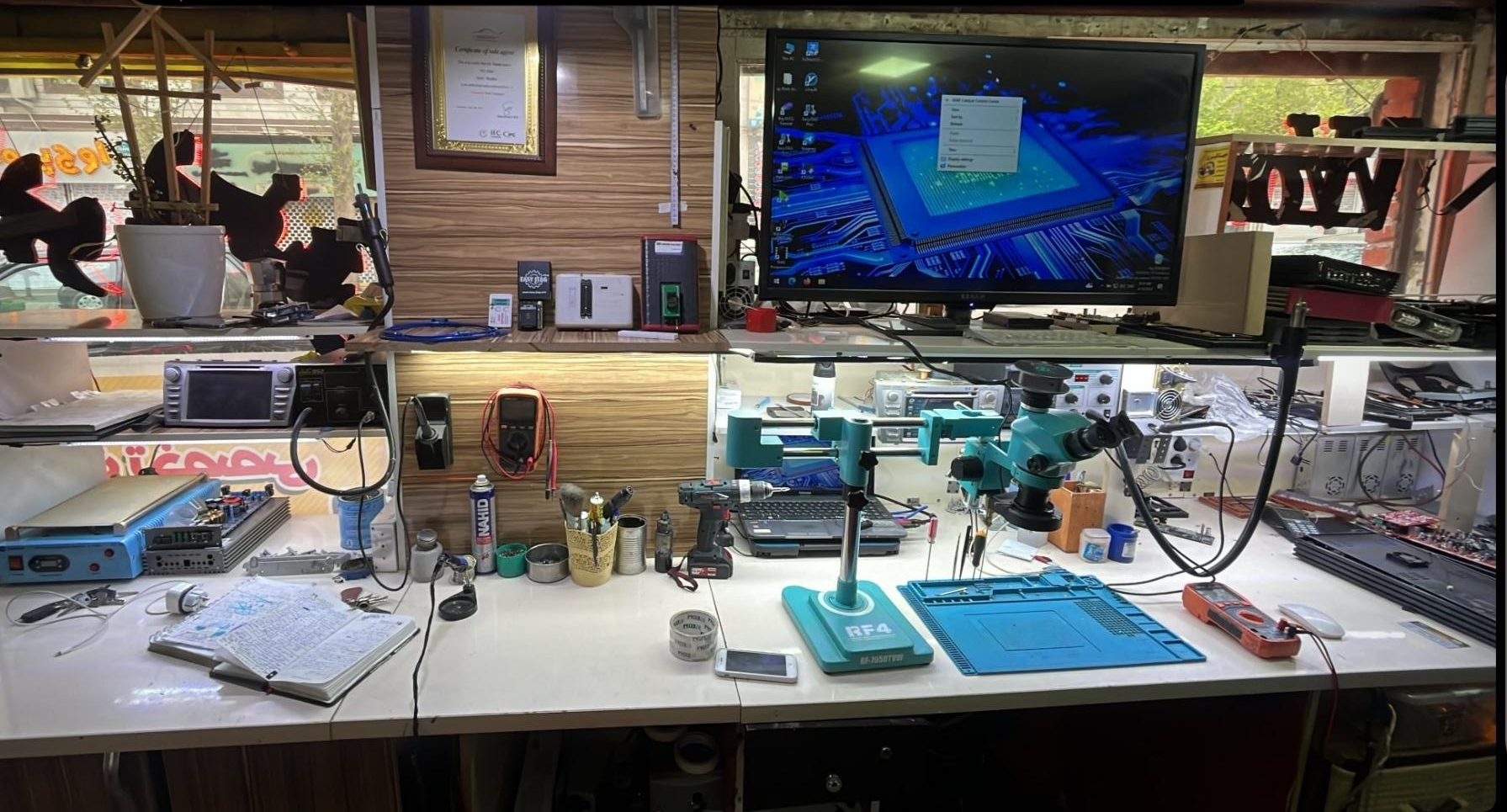 عکس تعمیرات سیستم های صوتی دکتر سیستم