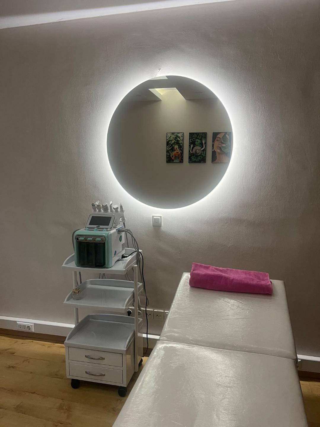 عکس استودیو پوست و مو لیلیان