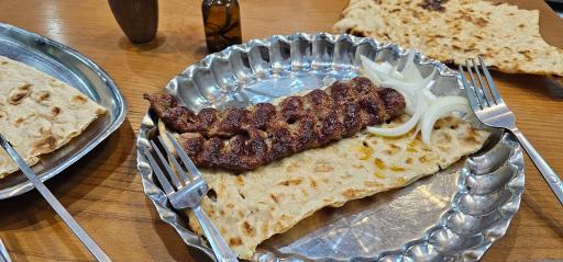 عکس سنتی سرای حاج مهدی