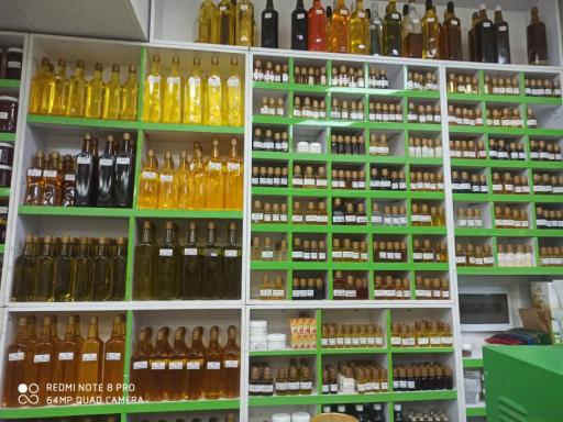 عطاری و خشکبار دشت سبز 