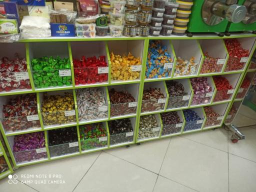 عکس عطاری و خشکبار دشت سبز 