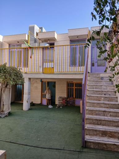 عکس موسسه زبان های خارجه سندگل 