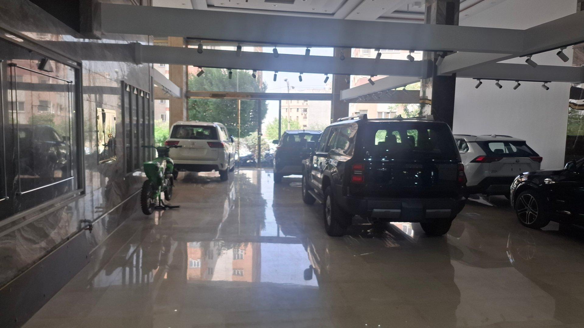 عکس بانگ خودرو