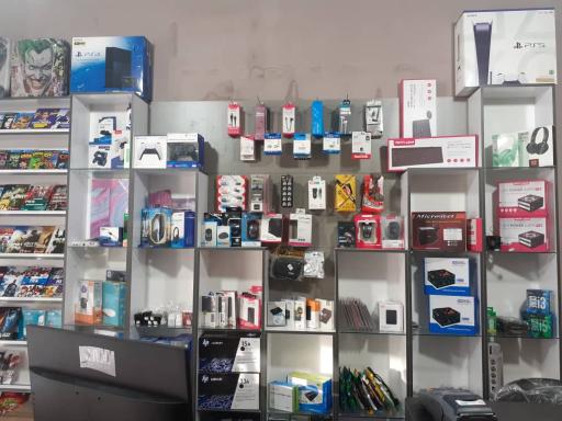 عکس خدمات کامپیوتری اختر