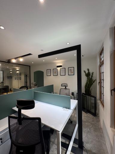 عکس مبلمان اداری ساویس