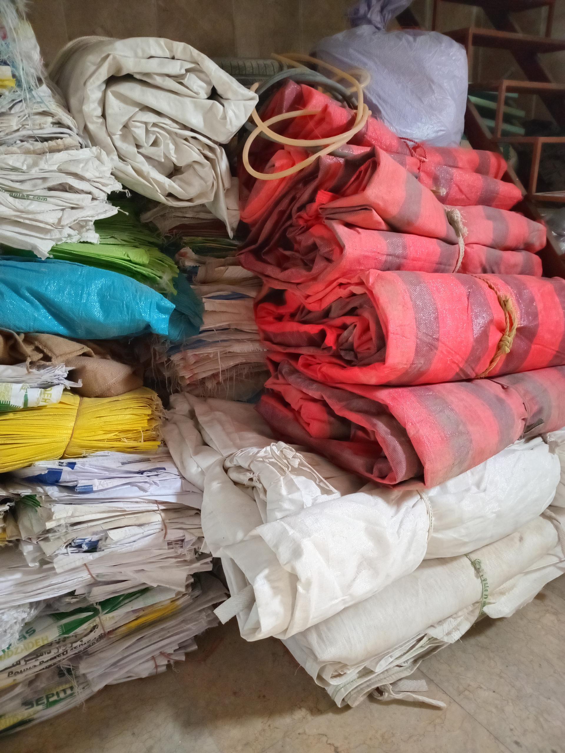 عکس گونی فروشی محمودی