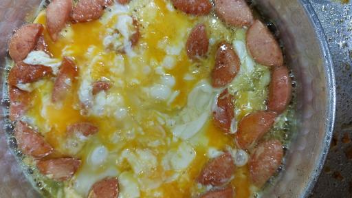 عکس آشکده و صبحانه سرای هه تاو