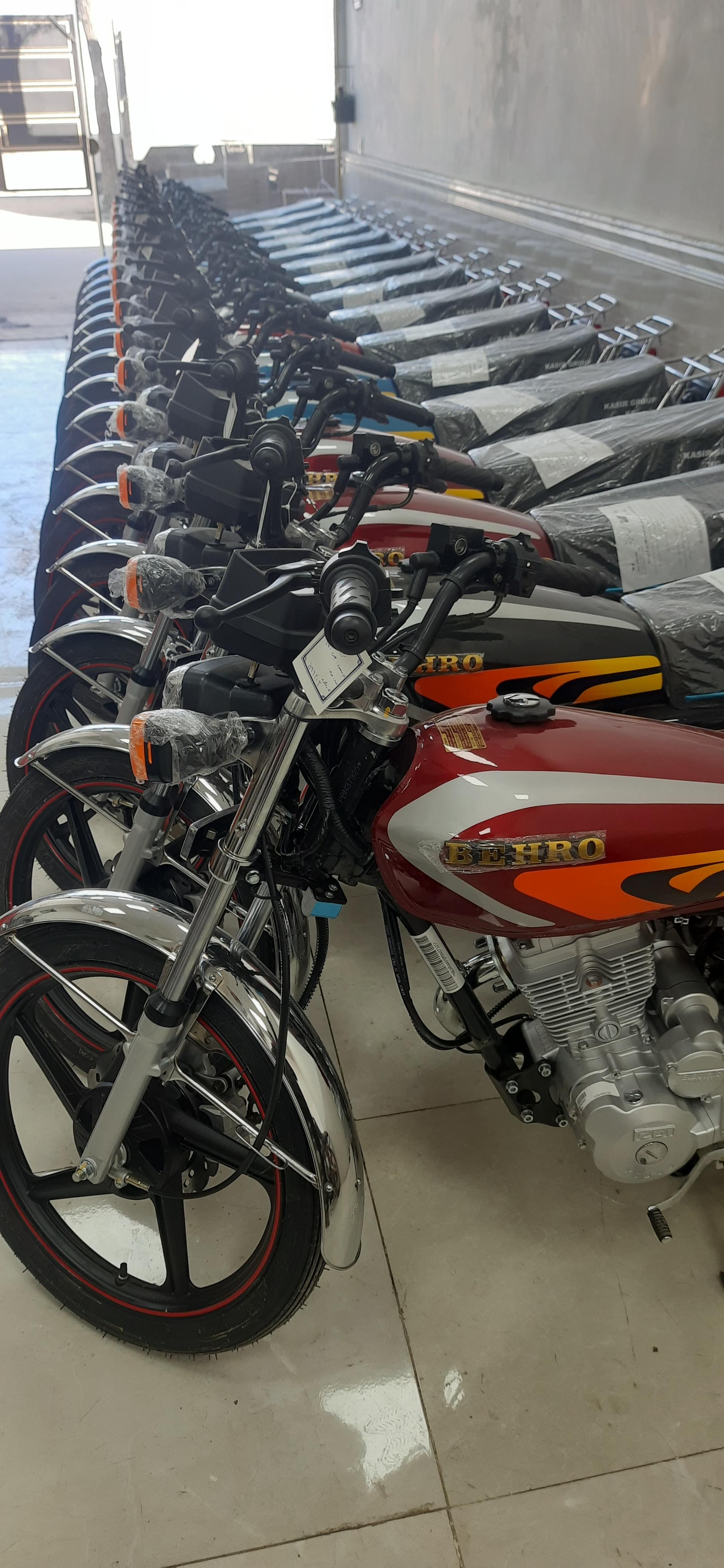 عکس نمایشگاه رهرو محرکه