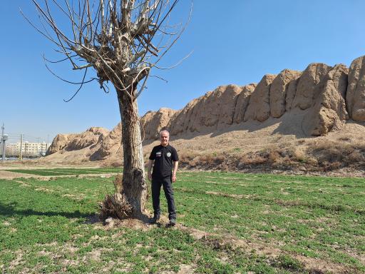 عکس قلعه گبری شهر ری