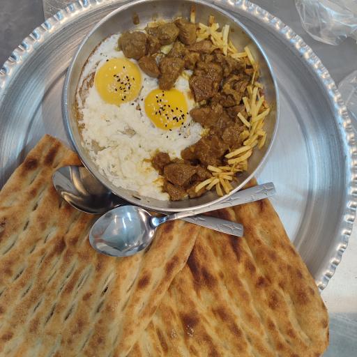 عکس کافه صبحانه نیمرو 