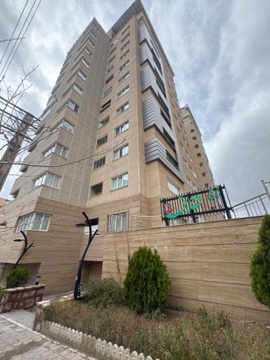 عکس برج مسکونی شقایق 14