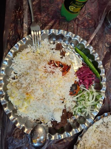 عکس رستوران سنتی تخت طاووس