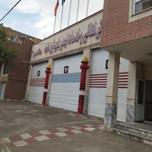عکس ایستگاه آتش نشانی ۳۳