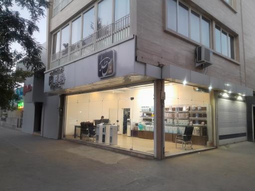 عکس خدمات لوازم خانگی یاس طلایی