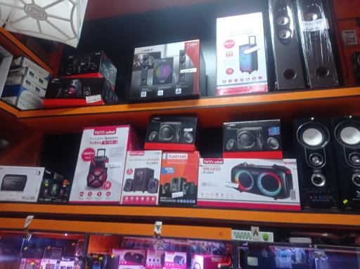 عکس خدمات کامپیوتری فرارایانه