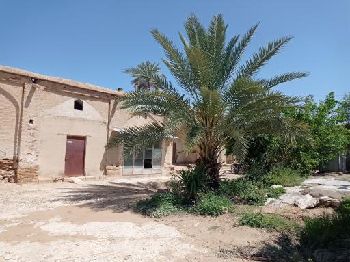 عکس کاروانسرای لاری ها