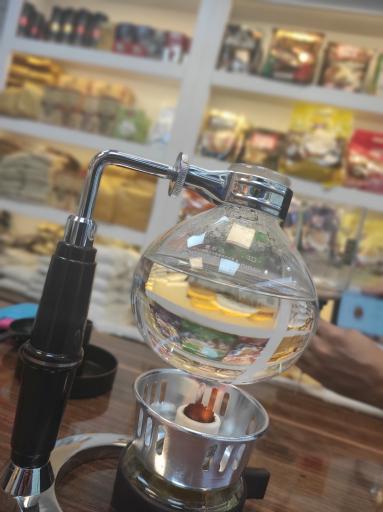 عکس فروشگاه چای قهوه زعفران مدرسی