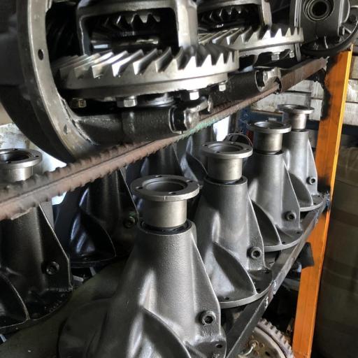 عکس استوک یدک صابر