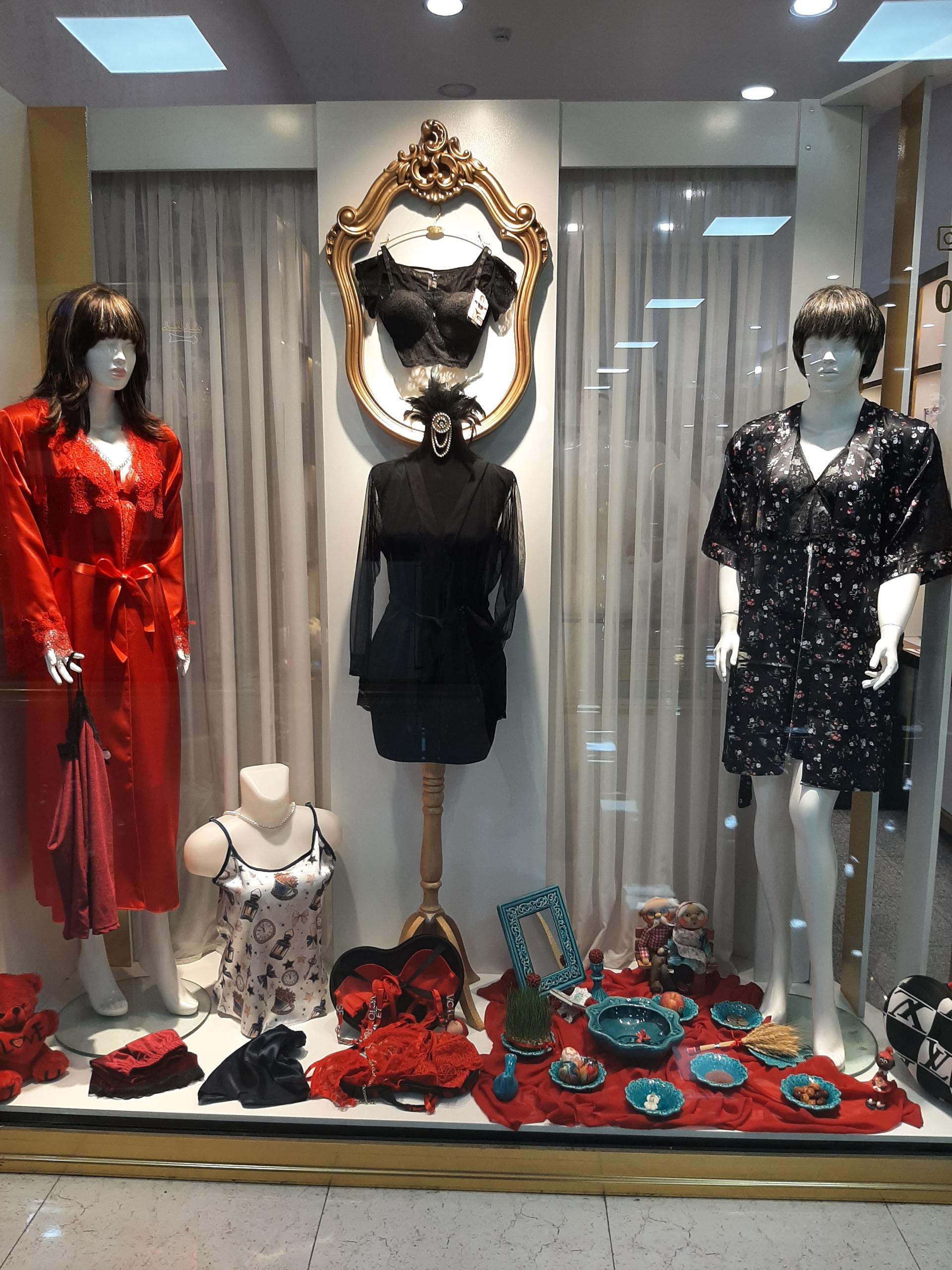 عکس گالری ماه بانو