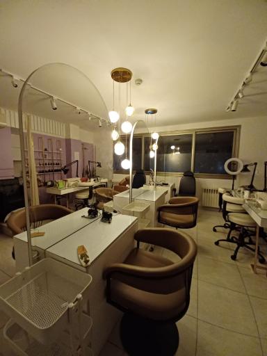 عکس سالن زیبایی فاطمه کاظمی