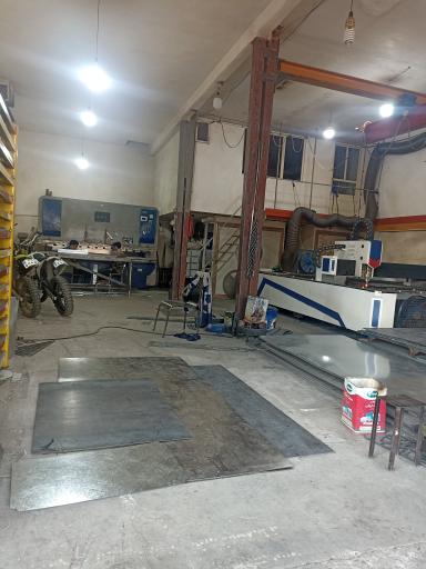 عکس برش لیزر فلزات و خمکاری شریفی