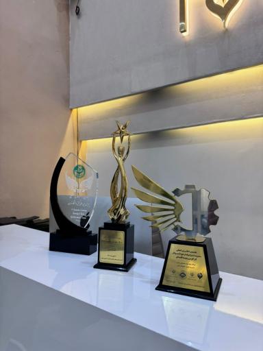 عکس ماری کلینیک (پوست مو زیبایی)