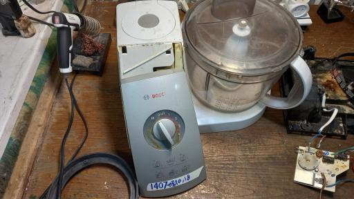 عکس تعمیرات لوازم خانگی فروزان 