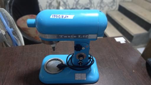 عکس تعمیرات لوازم خانگی فروزان 