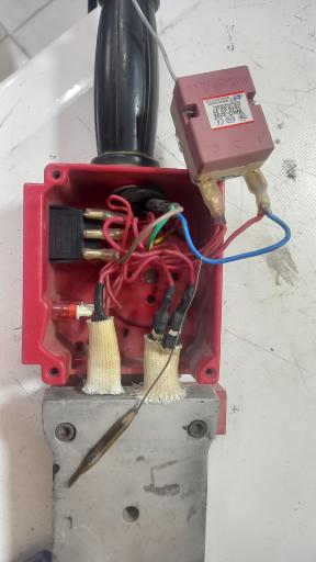 عکس تعمیرات لوازم خانگی فروزان 