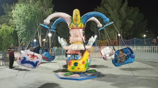 عکس شهربازی ۷۲تن